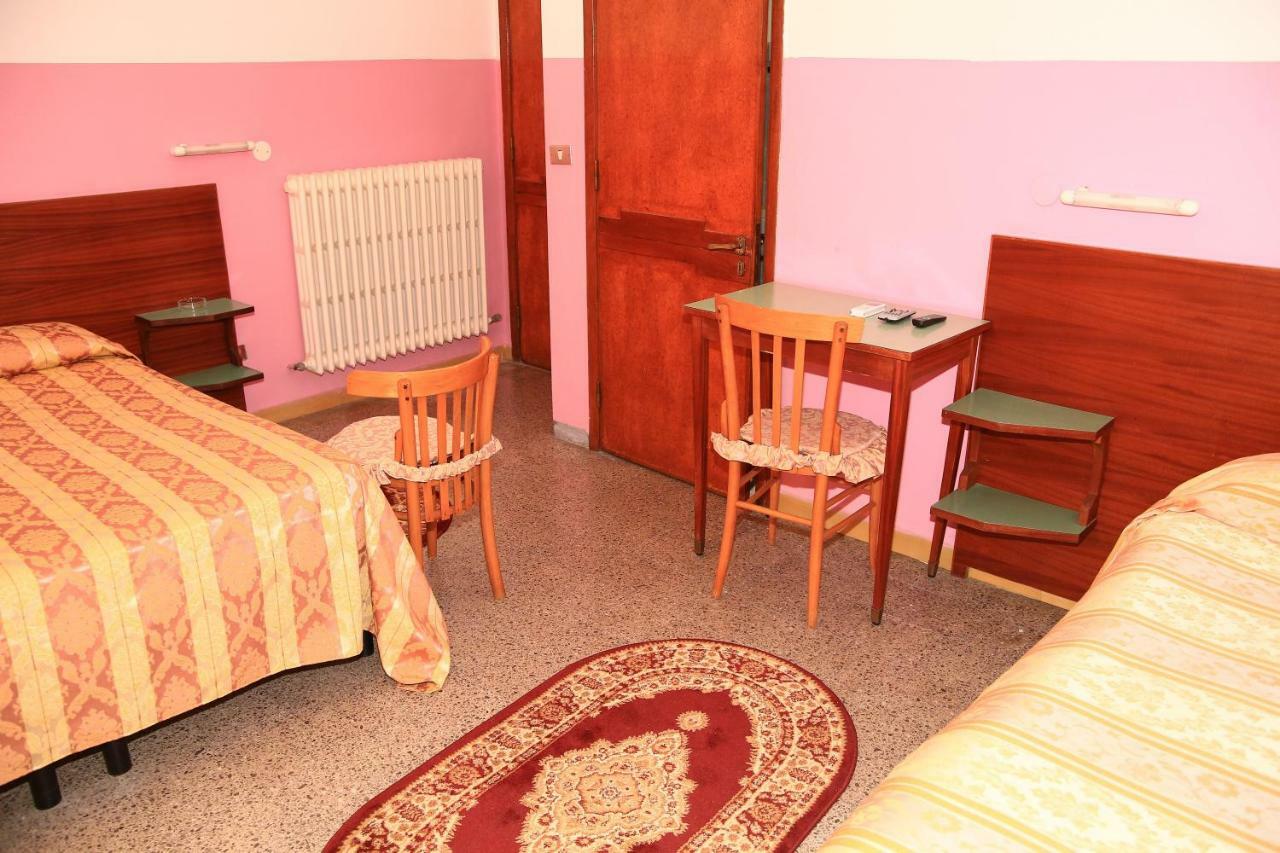 Hotel San Vincenzo Soverato Marina Luaran gambar